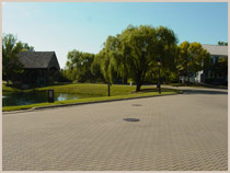 Williamsburg Village